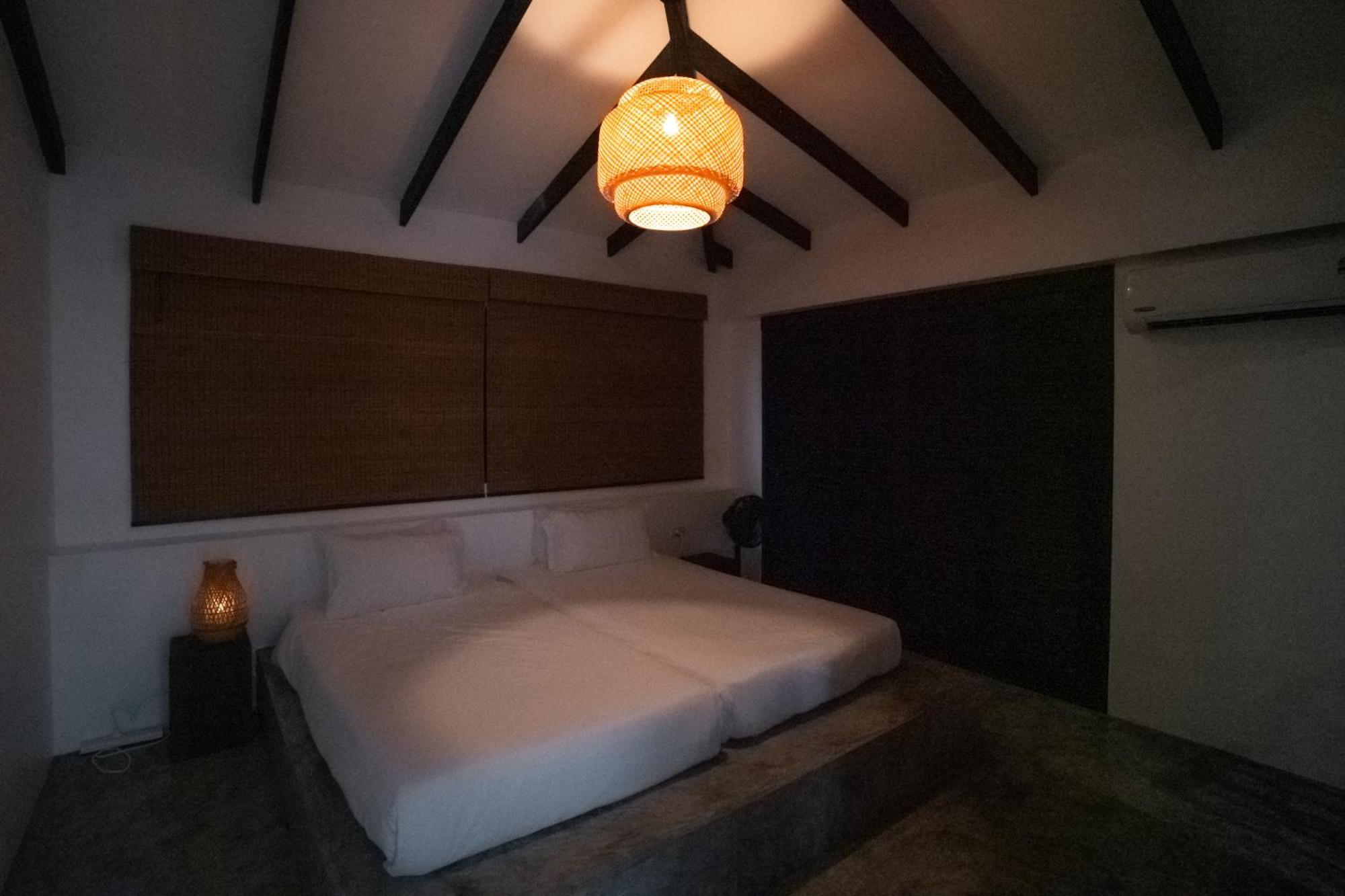 Lunar Villas Koh Tao - Luxury Private Pool Villas Buitenkant foto